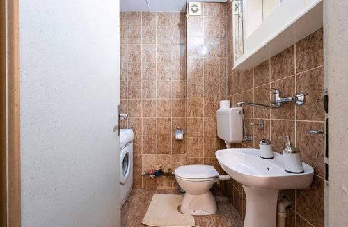 Downtown Apartment | Cozy 1-bedroom apartment in peaceful Podgorica with AC