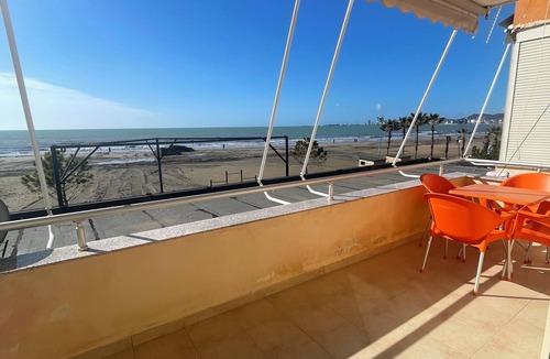 Durres Apartment | Cozy 1-bedroom apartment in marvelous Durrës with AC and gym access