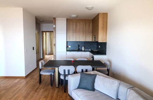 Becici Apartment | Cozy 2-bedroom apartment in quaint Bečići with AC, Giraffe Suites 18