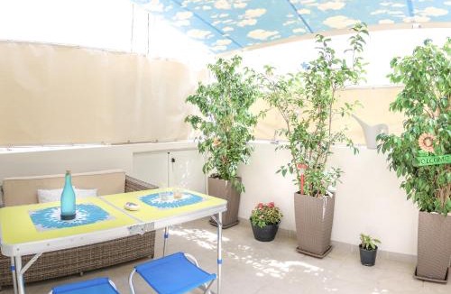 Neapoli Apartment | Cozy 6th floor, city center, 30m2, sun terrace