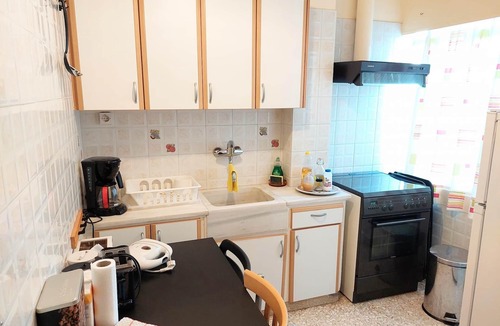 Petralona Apartment | Cozy apartment in Acropolis with roof garden