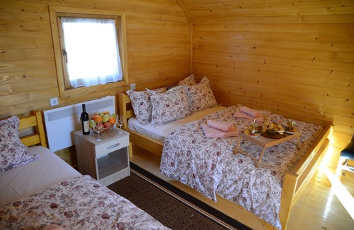 Vitomiricë House | Cozy Berane Stay in Ski Area with On-Site Restaurant - Lux Cottage