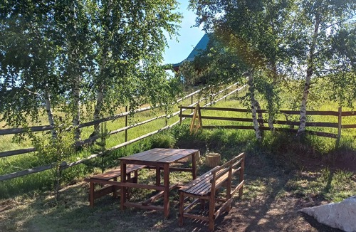 Tepacko Polje Ski Chalet | Cozy Chalet in Charming Žabljak Wi-Fi Large Terrace Free Parking
