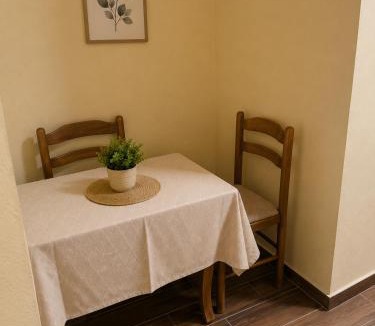 Shkembi i Kavajes House | Cozy Family Apartment Near the Beach