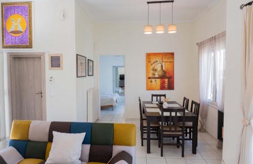 Chaidari Apartment | Cozy Greek Apartment