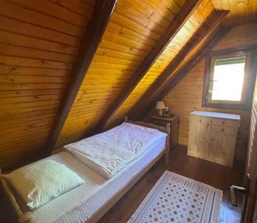 Razvrsje Ski Chalet | Cozy home under mountain