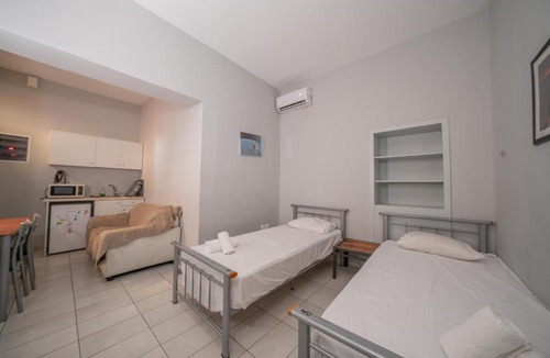 Kallithea Apartment | Cozy House For 4 Ppl 1Β