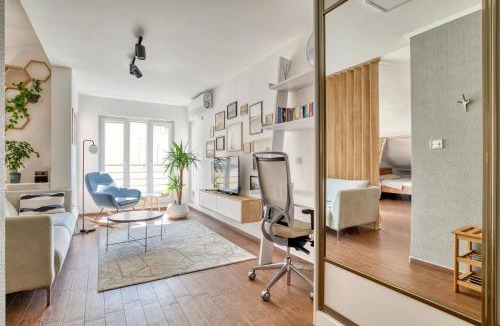 Maini Apartment | Cozy rooftop apartment with the city view