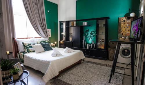 Kozani Apartment | Cozy studio Anastasia-spotless-quiet-Free private garage