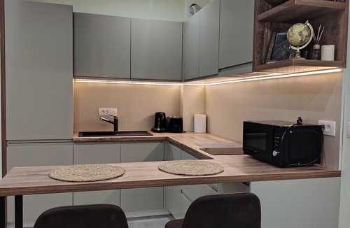 Skaljari Apartment | Cozy studio apartment in delightful Kotor with free parking