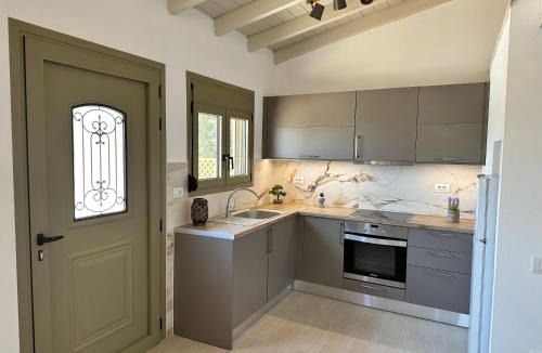 Malevizi House | CRETelia House
