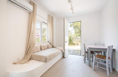 Pefkos Apartment | CrossRhodes Villas