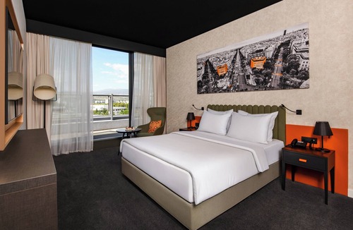 Podgorica Hotel | Crowne Plaza Podgorica by IHG
