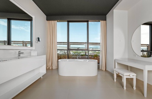 Podgorica Hotel | Crowne Plaza Podgorica by IHG