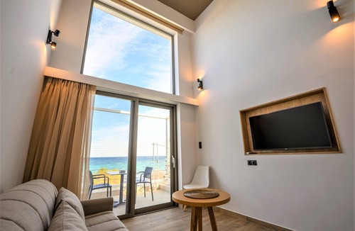 Spata-Artemida House | CUBES ON THE BEACH Athens airport