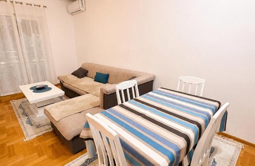 Rozino Apartment | Cujana