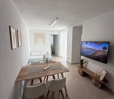 Kithira House | Cytherea Verde - Χαλάρωση και Φιλοξενεία