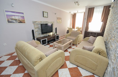 Velji Vinogradi Hotel | D&D Apartment Budva 1