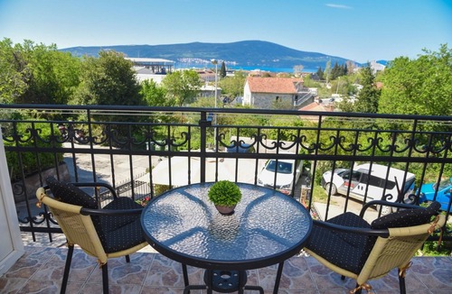 Tomicici Apartment | D&D Apartments Tivat - Apartment with 3 beds - No.5