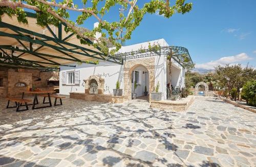 Orne Villa | Dafni Villa a place to visit by Rentado