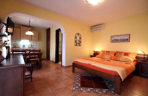 Golubovina House | daMonte – Apartments and rooms