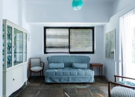 Vouliagmeni Apartment | Danae's Art