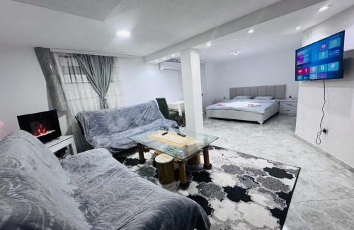 Pejë Hostel | Dardania Hostel