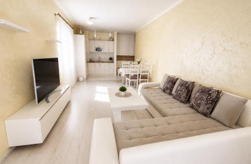 Dubovica Apartment | Darinci Suites Budva Lux