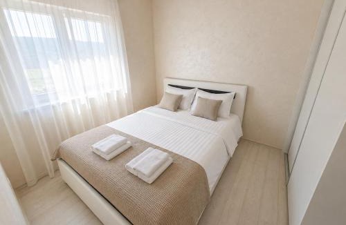 Dubovica Apartment | Darinci Suites Budva Lux