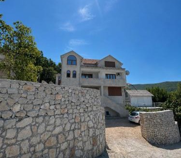Utjeha Apartment | Darinka