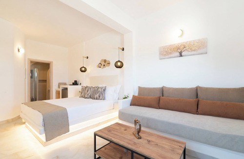 Messaria Hotel | Dauti Gold Suites
