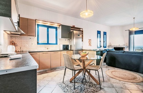 South Rhodes House | Deep Blue by Interhome