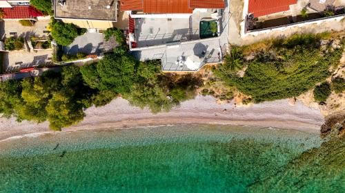 Salamis House | Deep Blue Escape Villa Salamina