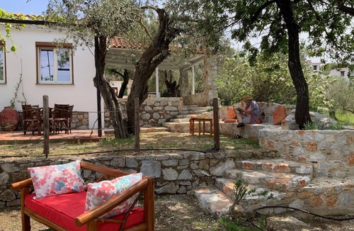 Skopelos Town Cottage | Del & Sol 2 seaside semi detached cottage.