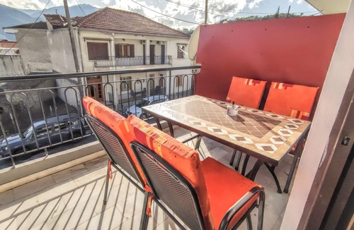Kalambaka Apartment | Del Sol #5 Meteora Luxurious Family Suites