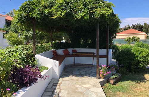 Skopelos Town Apartment | Del Sol sea side studio 12