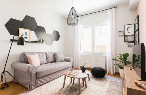 Plaka Apartment | Delightful 1BD Apartment in Plaka by UPSTREET