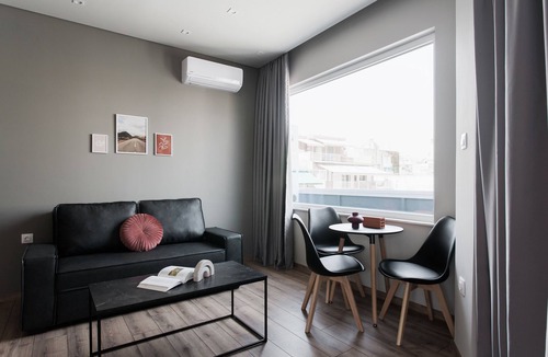 Kinosargous Apartment | Deluxe 1BR Apartment at WYZ Athens