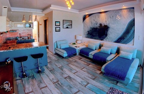 Haraki Apartment | Deluxe Beach Apartment- Sleeps 2 & Private Terrace