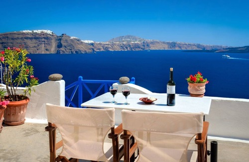 Oia Villa | Deluxe Santorini Villa | Villa Classic | 1 Bedroom | Wonderful Sea Views