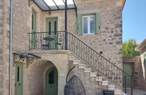 Lazarata Apartment | Dervisia Stone Houses 1