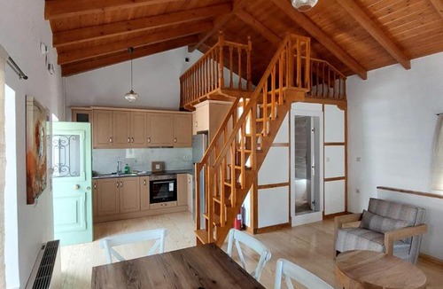Lazarata Apartment | Dervisia Stone Houses 4