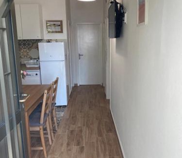 Zgrade House | Deskos sea house in Sutomore ground floor