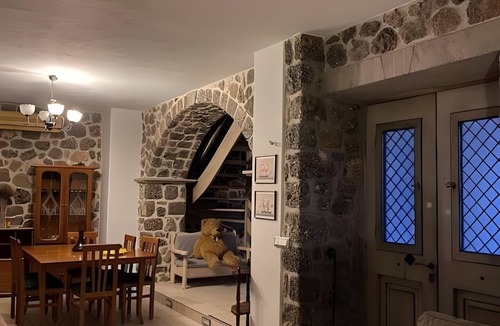 Kranidi Apartment | Despoinas Traditional Stone House