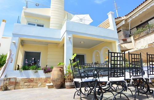 Kato Diminio Apartment | Diamante Beachfront Suite
