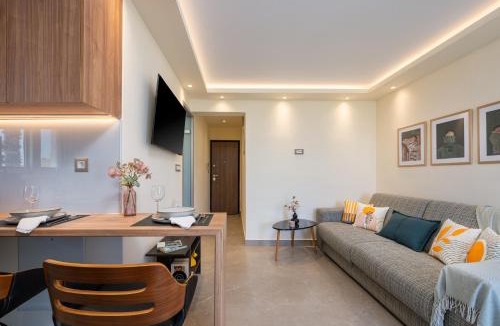 Lambi Apartment | Diamante Del Mar Thalia and Erato