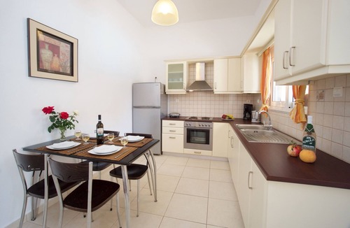 Karavomylos Apartment | DIAMANTO COMPLEX SUPERIOR APARTMENT With Shared Pool, Sea And Mountain Views