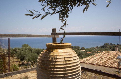 Pylos-Nestoras House | DIMITRA (no 4). vacation villa in Koroni of Messinia with sea view!