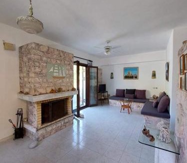 Omales House | Dimitrios