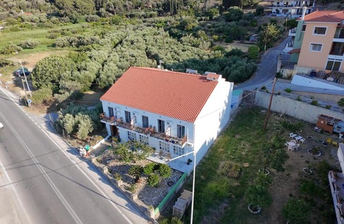 Kokkari Hotel | Dina Apartments Kokkari, Pension Dina, Dina Rooms
